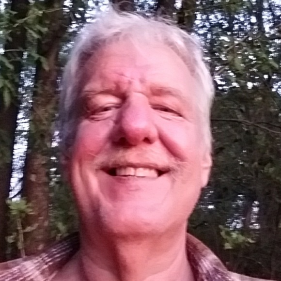 Meet your Posher, Curtis - Picture 3 of 4